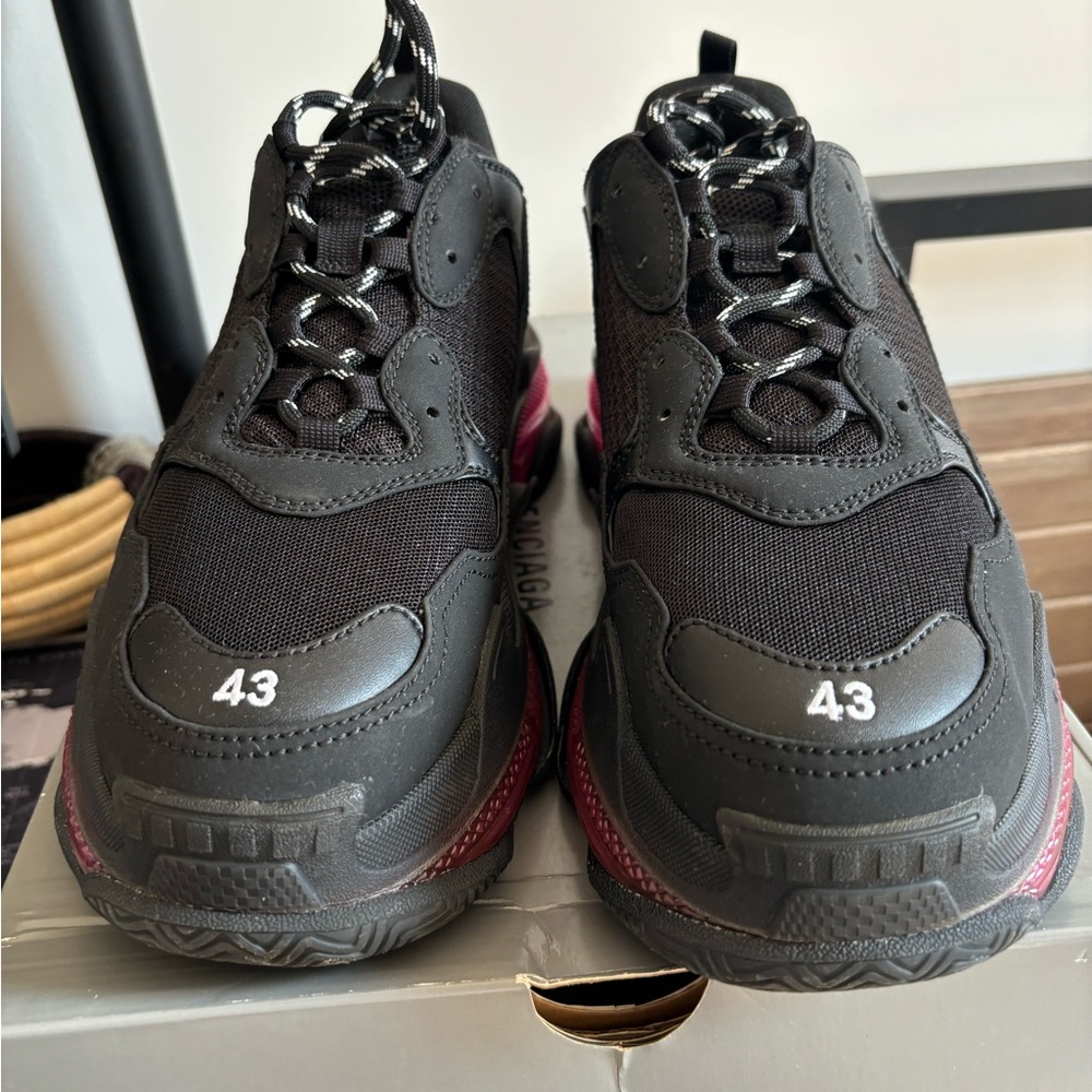 Balenciaga Triple S Sneakers Black/Plum - Picture 11 of 12